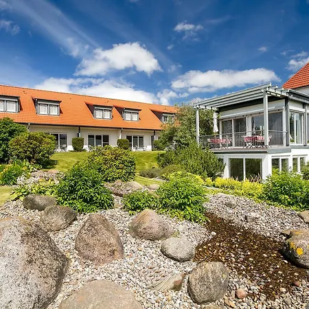 H.w.s. Der Wilde Schwan 3*