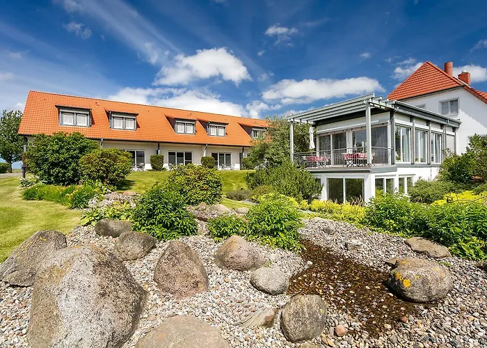 H.w.s. Der Wilde Schwan 3*